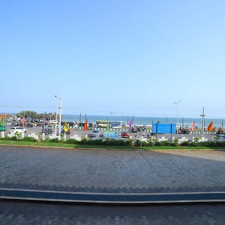 Bay View Hotel Vizag Visakhapatnam Exterior foto