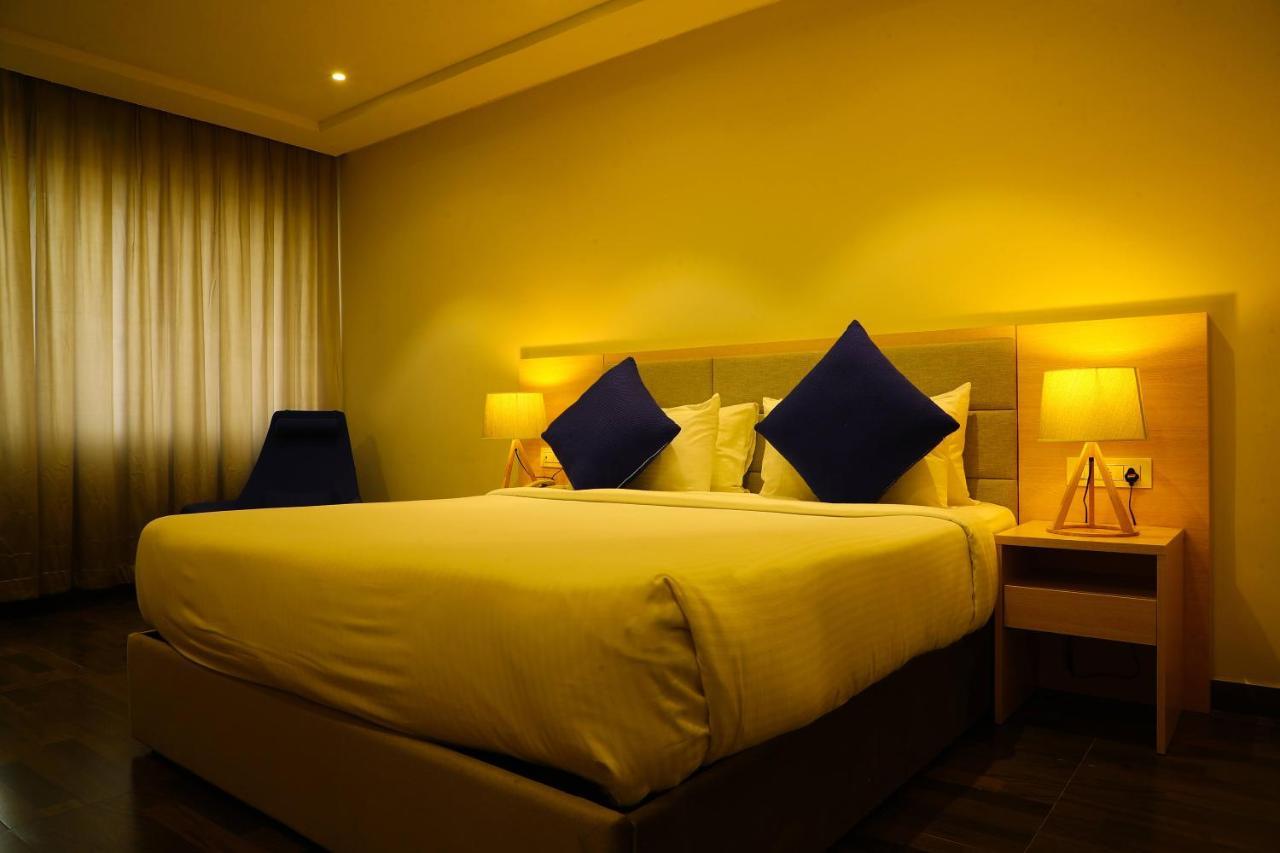 Bay View Hotel Vizag Visakhapatnam Exterior foto